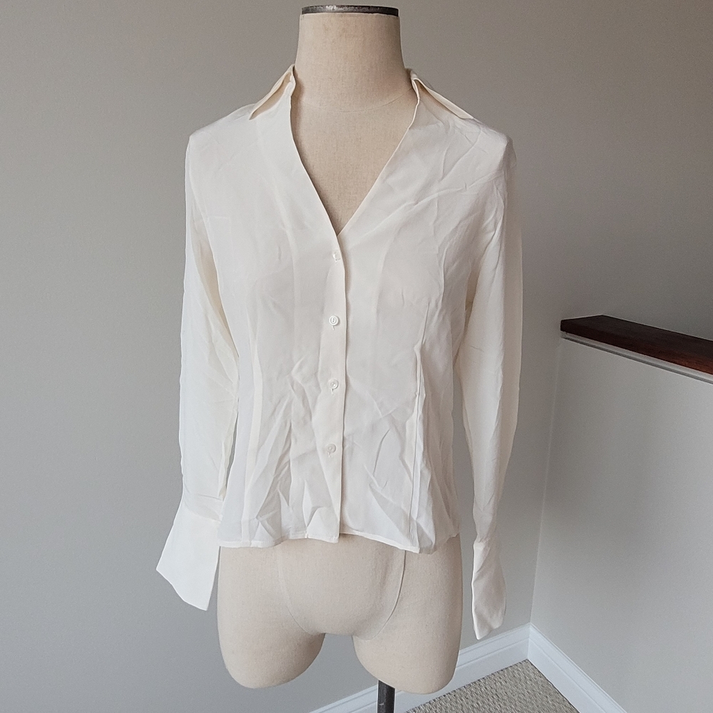 Petite Sophisticate Ivory Blouse NWT Size 6P